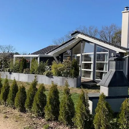 Seebrise Mit Sauna Am See,