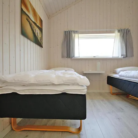 Holiday home Seebrise Mit Sauna Am See, Dummer